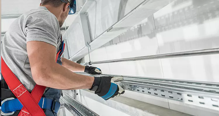 Glass Balcony Railing Replacement in Spring Hill, FL